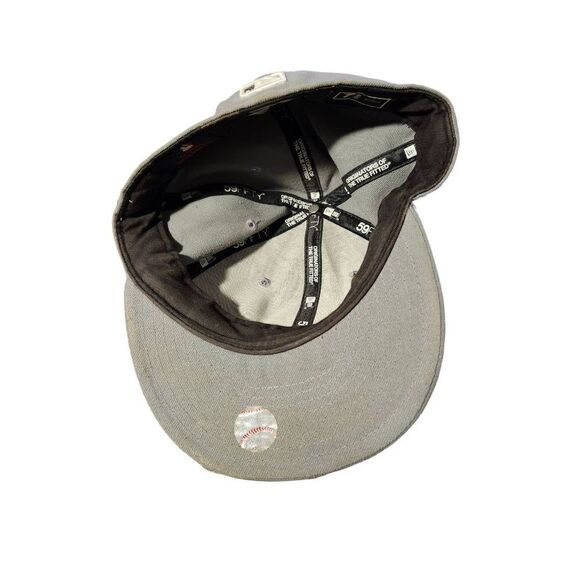 Vintage New Era Fifty Nine Fifty New York Yankees Fitted Embroidered Hat . 7 5/8 - Picture 3 of 4